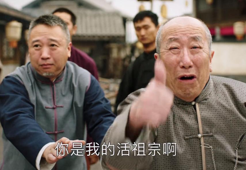 烈火战马，时代烙印与战争之魂的再现