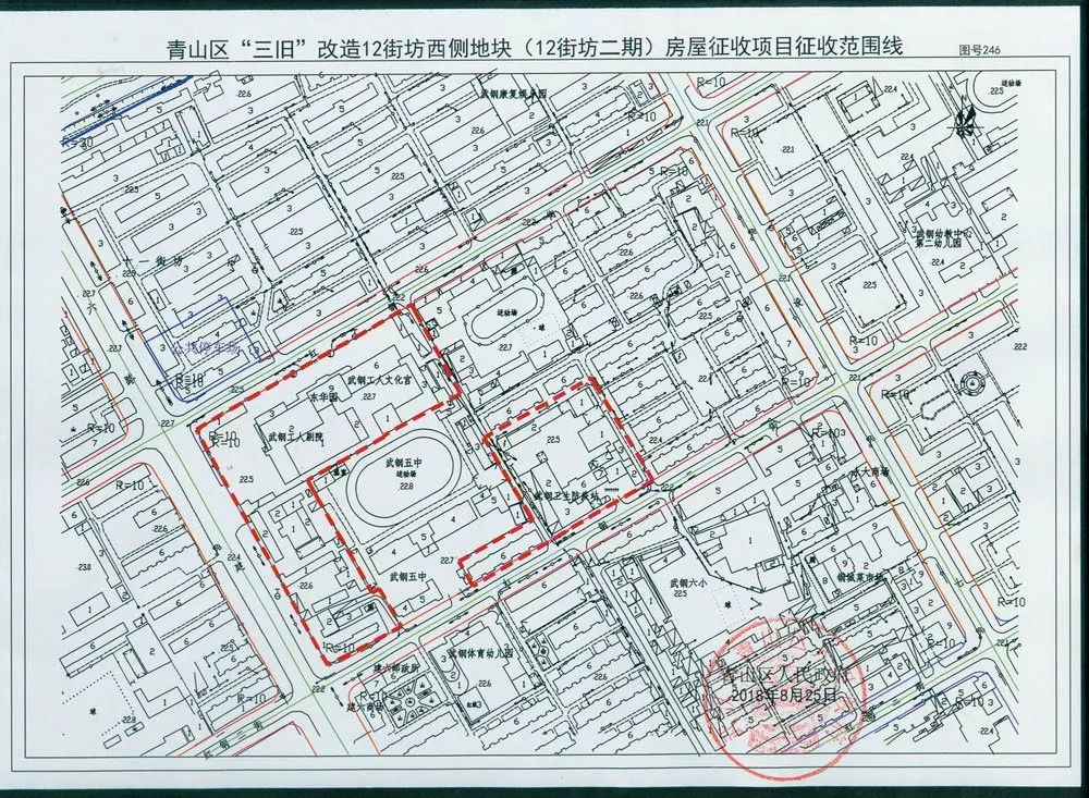 城市探险与友情的温馨日常，最新地图引领下的探索之旅