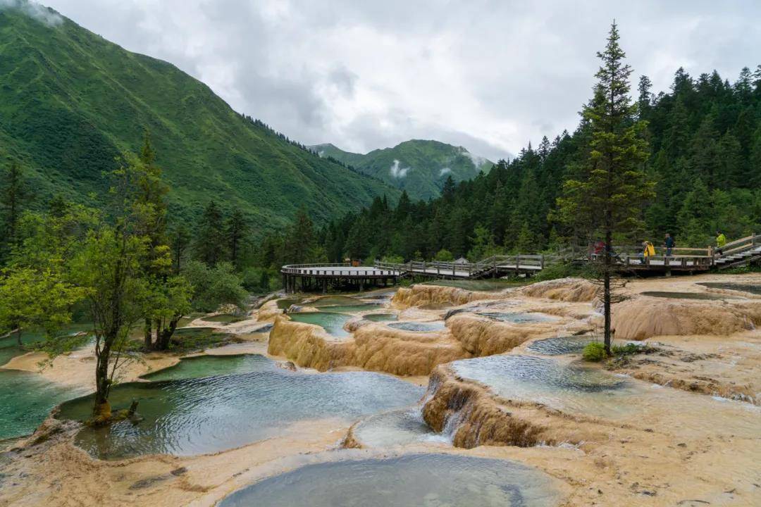 最新黄龙风景区,最新黄龙风景区，探索自然美景，寻找内心平静