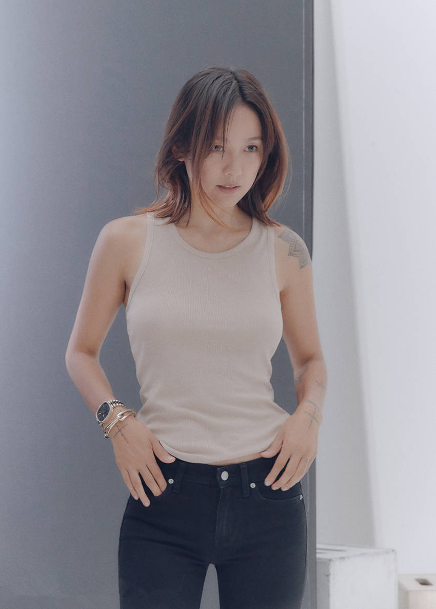 李孝利新动态揭秘，小巷深处的隐藏瑰宝魅力展现