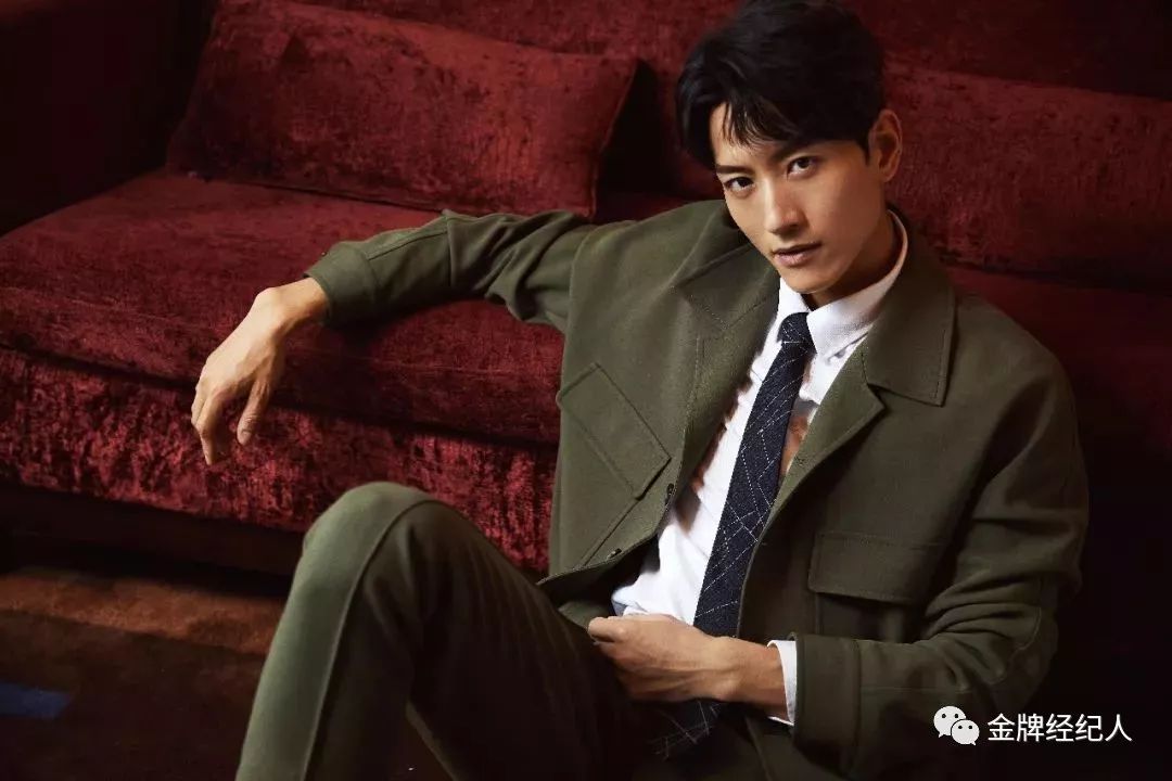 石磊演员边城，演艺之路的闪耀之星