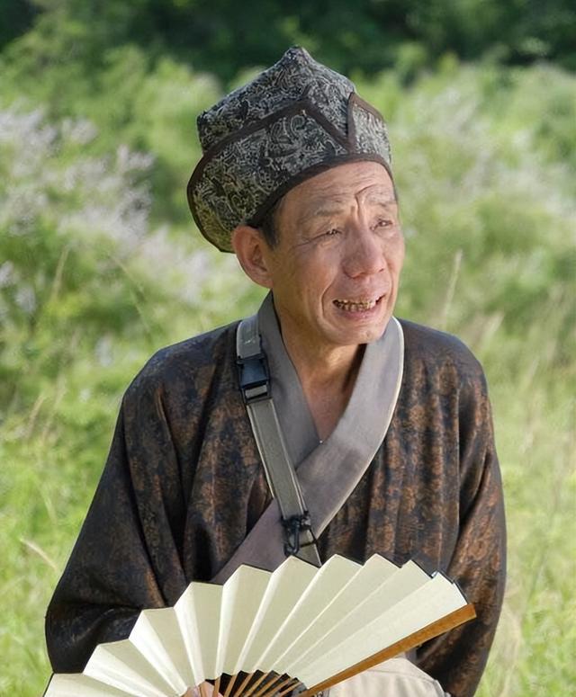魏宗万与小巷美食的秘密之旅