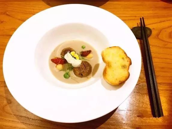 最新最火素食之旅，味蕾盛宴与友情交织的奇妙体验