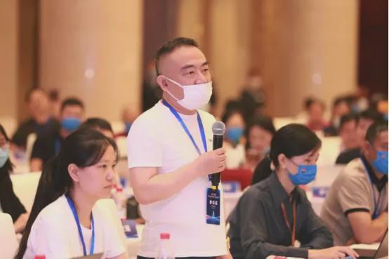 林园2025持股动态，自然美景的探索之旅