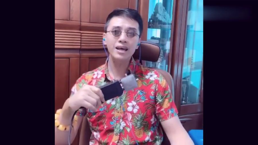 二人转著名演员，小巷中的瑰宝与舞台上的风采