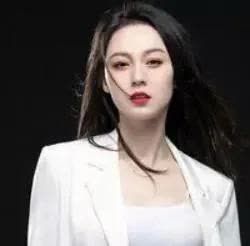 唐艺最新发展动态深度探讨，多维度视角下的探析